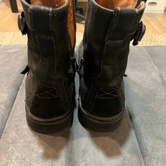 Clark’s Black leather Boots -MENS Size 12 - Picture 3 of 6